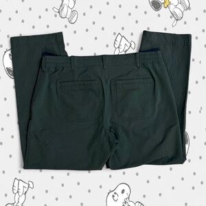 💚✨ Athleta Deep Green Jogger Pants ✨💚